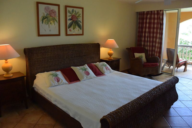 Alamanda Resort Orient Bay Exterior foto