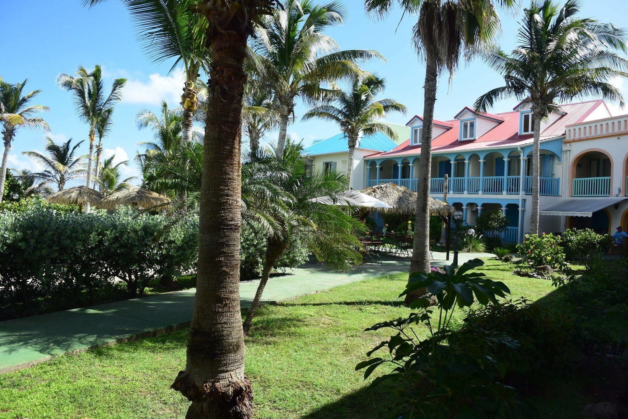 Alamanda Resort Orient Bay Exterior foto