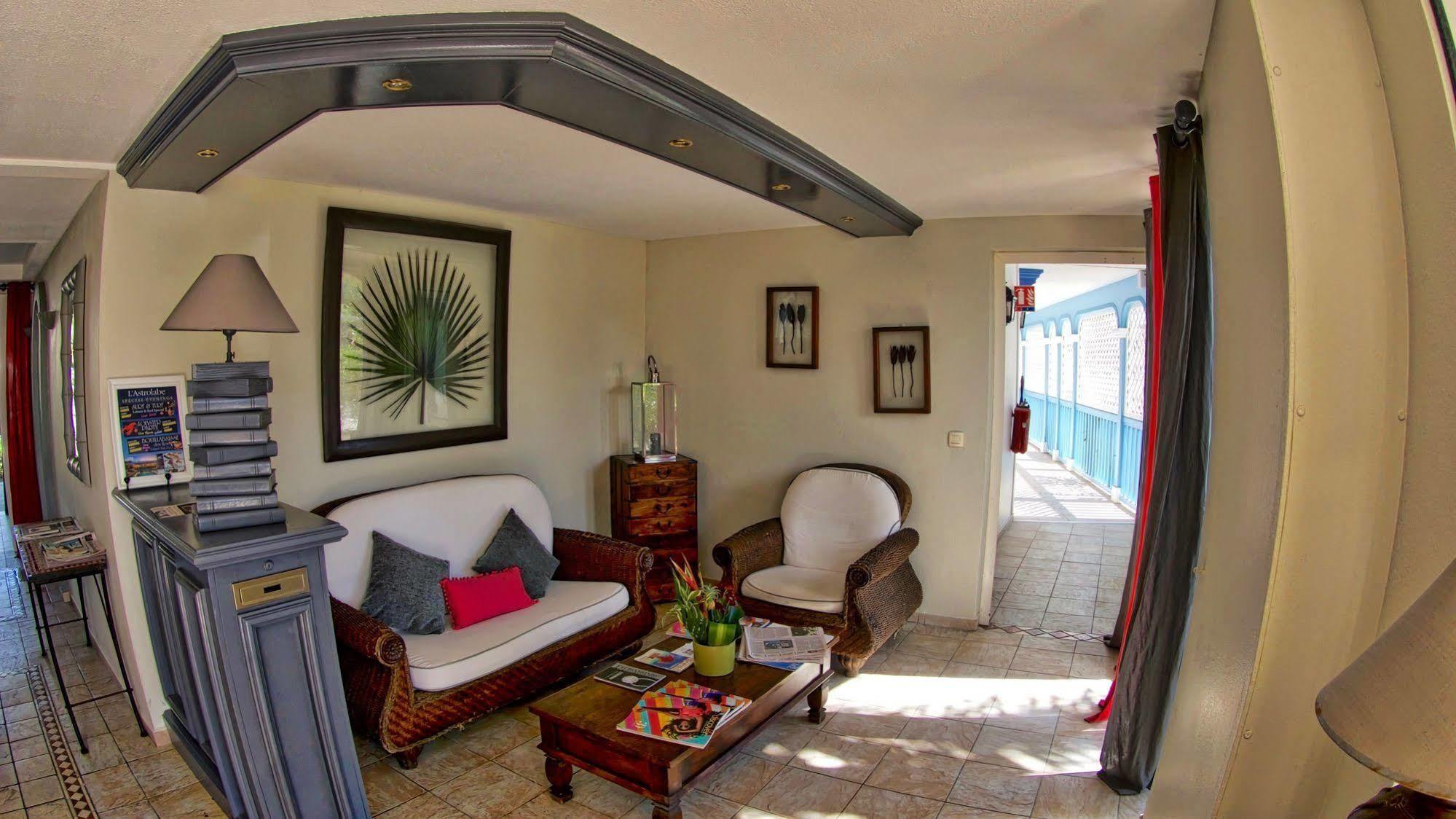 Alamanda Resort Orient Bay Exterior foto